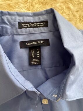 Lands' End women’s Light Blue Wrinkle-Free Broadcloth Dress Shirt